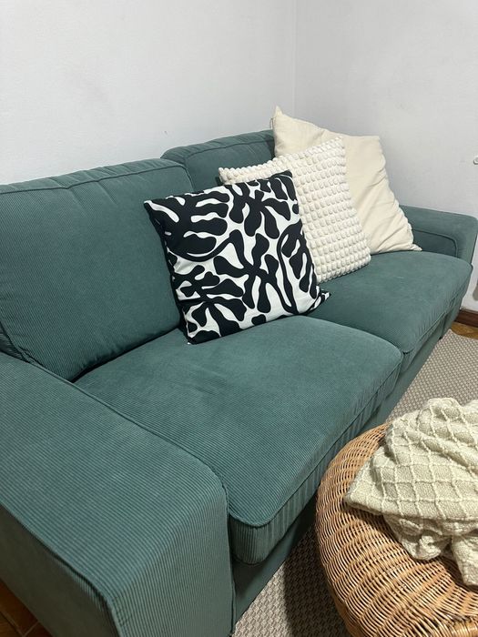 Sofá KIVIK Ikea