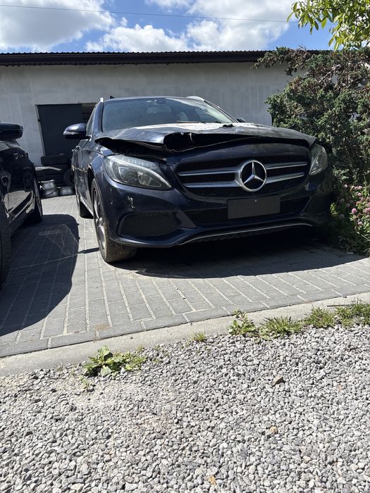 Mercedes benz c220d
