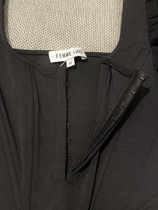 чорний корсетний топ