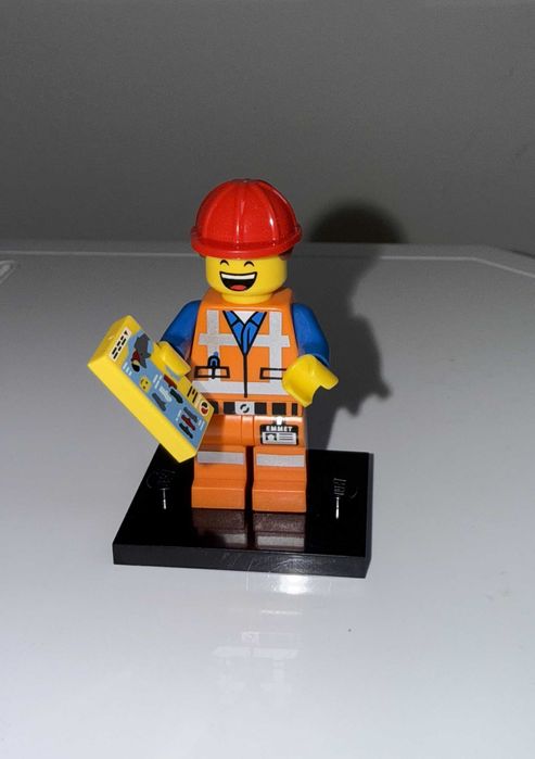 LEGO Original Minifigures Series: The LEGO Movie 1 and 2 (Minifigures)64751276880258121