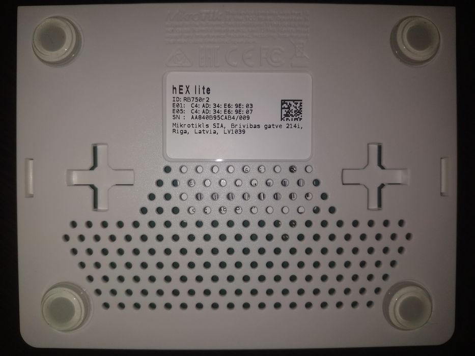 Новый Роутер Микротик hEX lite RB750r2