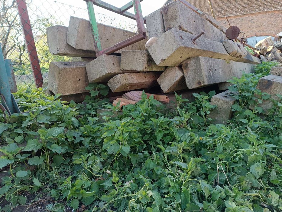 Sprzedam słupy energetyczne