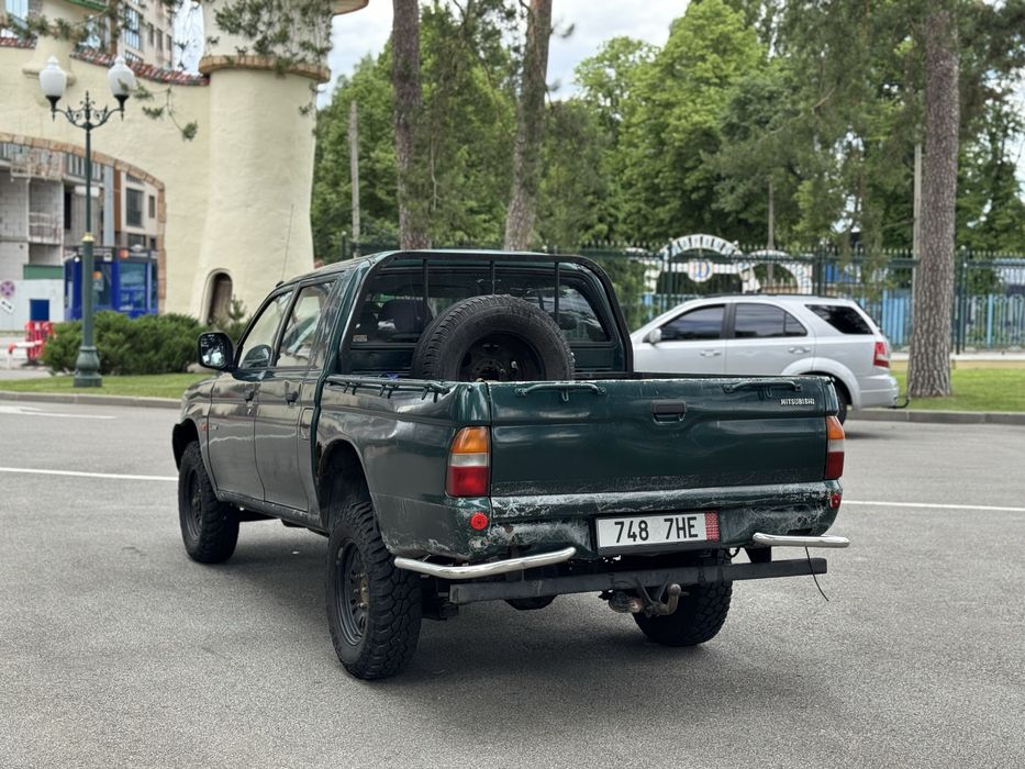 Продам Mitsubishi l200 2.5 tdi 4x4 в Харькове!