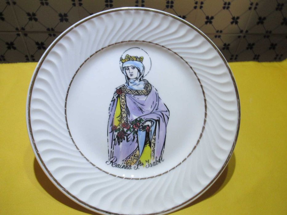 Prato Decorativo  Vista Alegre  Rainha Santa
