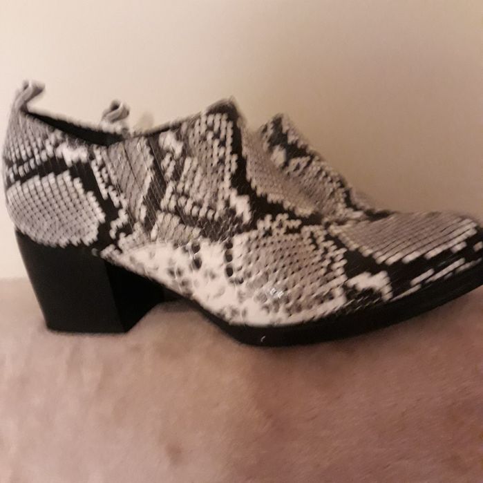 Przepiękne buty sprzedam