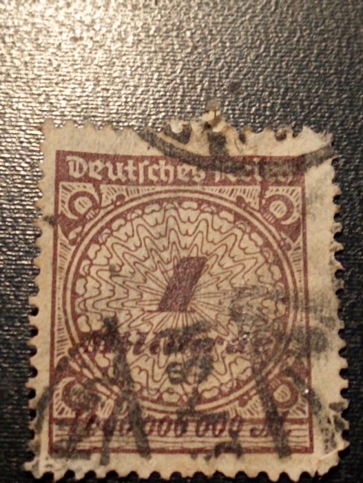 2 selos de inflação 10Pf e 1 Bilhão MarK Alemanha - 1923 hiperinflação*