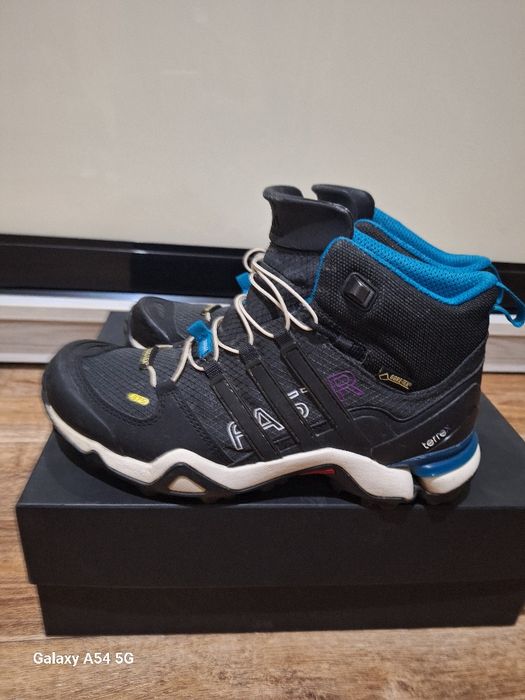 Кросiвки Adidas Terrex