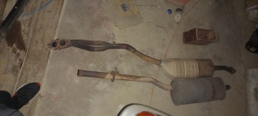 E36 coupe chapeleira e escape