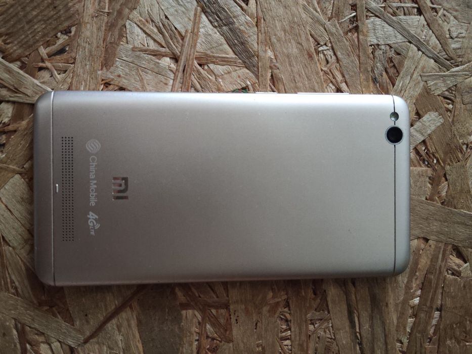 Продам Xiaomi Redmi 4a в доброму стані.