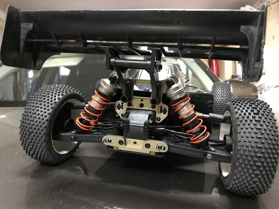 HPi Hotbodies Vorza  1/8