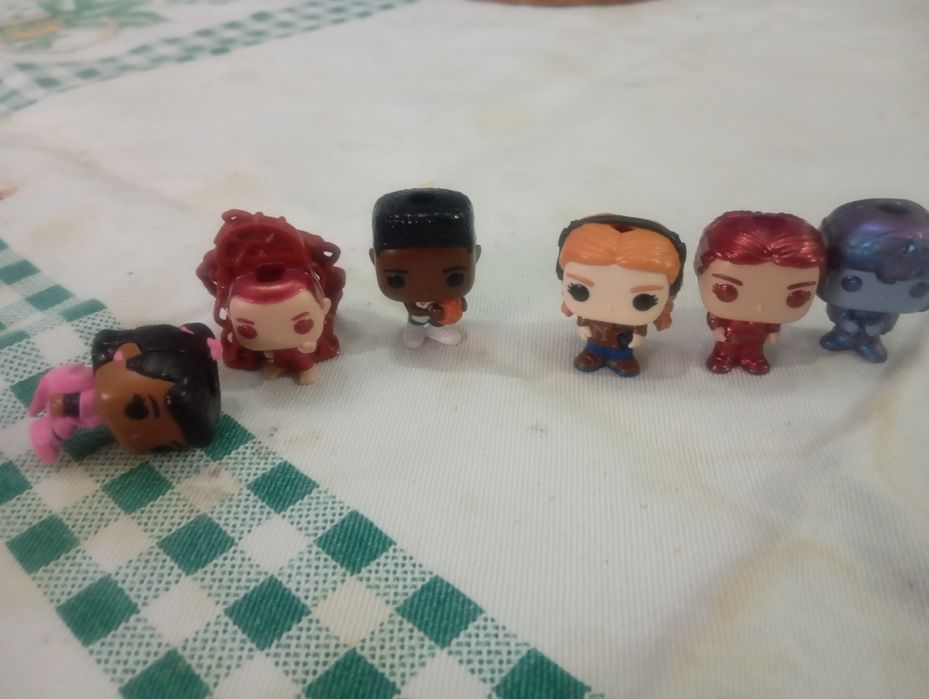 Kinder Joy stranger things