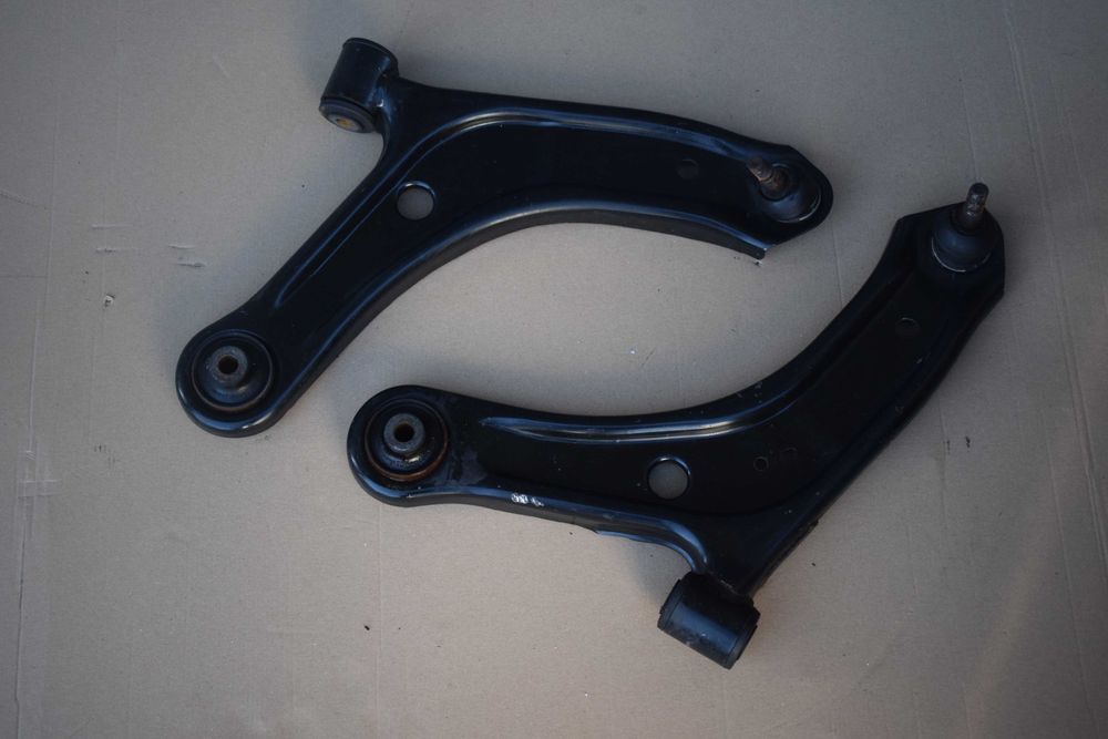 wahacz lewy przód przedni SUZUKI SX4 S-CROSS 1.4 T 13-21r.