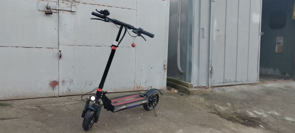 Електросамокат KUGOO M4 PRO 1000W,18AH