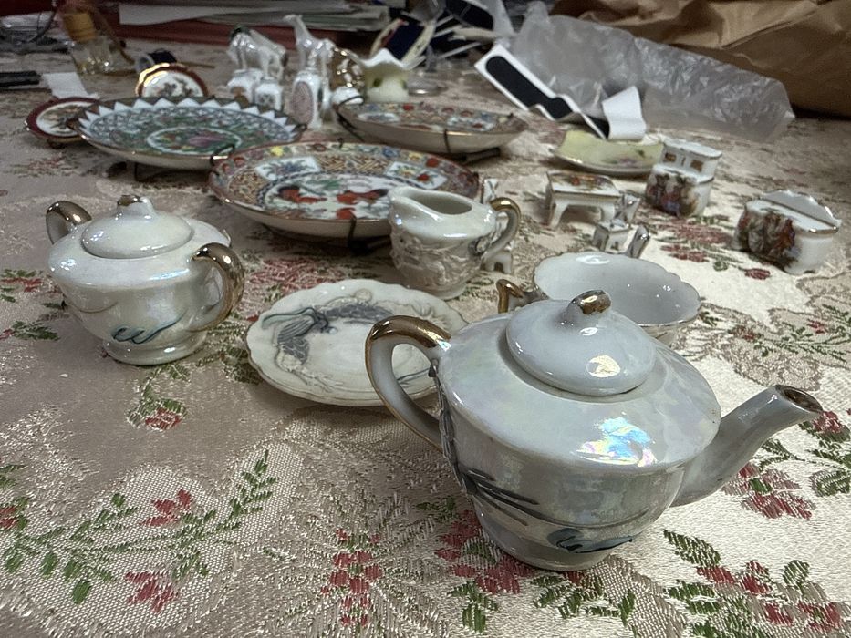 Vendo mini porcelanas para colecionar