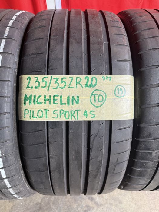 Pneus 235/35/20 Michelin Homolgacao Tesla Impecaveis