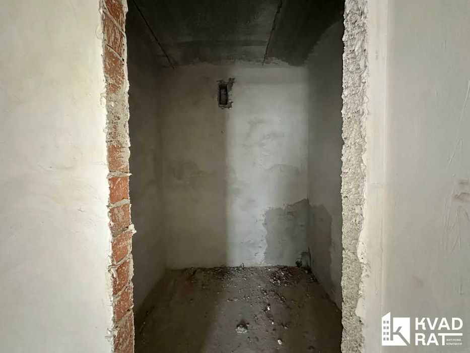 Стильний та функціональний дуплекс у затишному районі!