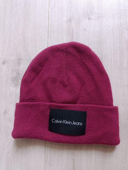 Шапка від Calvin Klein