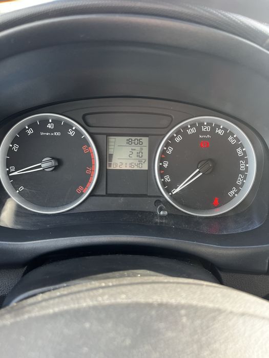 Skoda fabia 2008 1.4 бенз