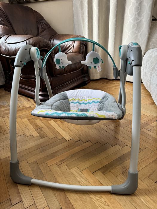 Дитячий шезлонг-гойдалка, музичний, дуга з підвісками, Mastela Delux