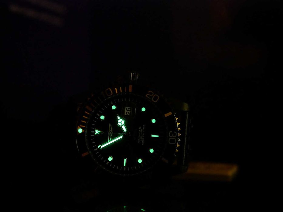 Invicta 22077 Pro Diver. 43 мм. Дивись опис.