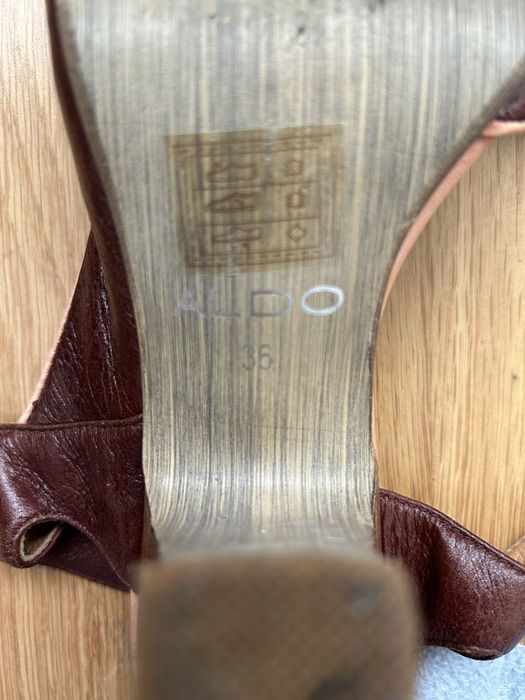 Sapatos ALDO número 35