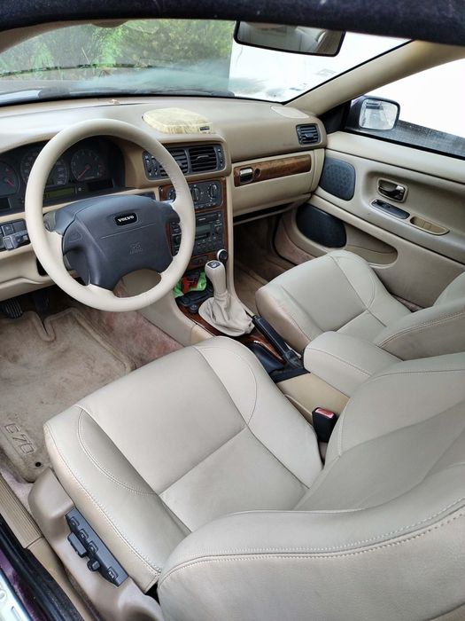 Volvo C70 Coupe T5 com 226CV