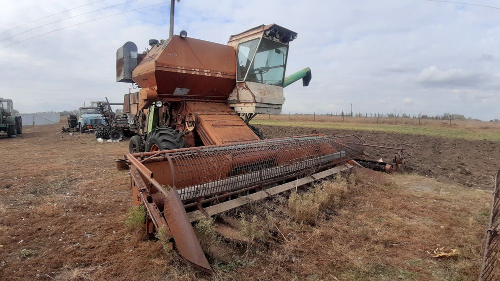 Комбайн НИВА СК-5