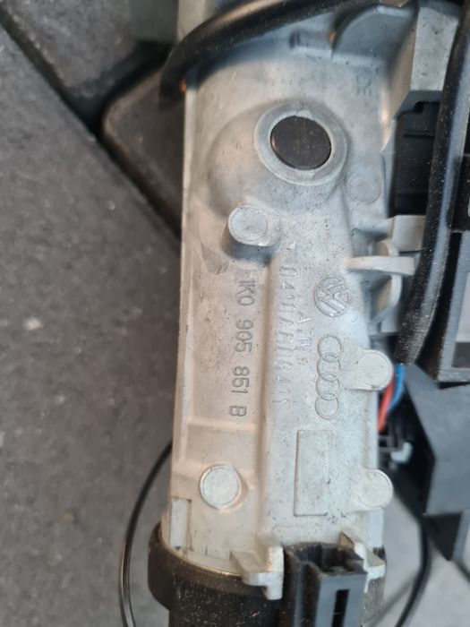 STACYJKA + kluczyk +wkładka zamka AUDI A1 8X