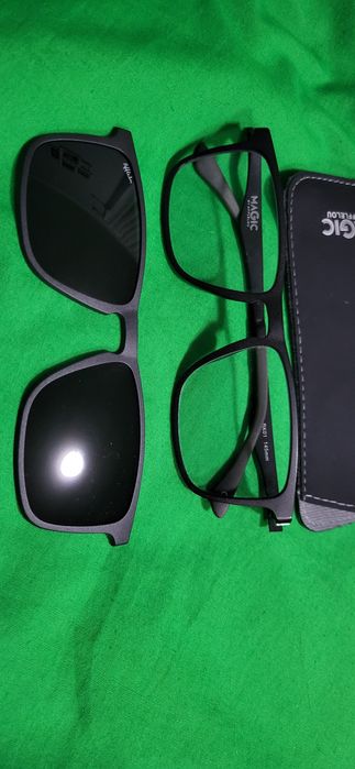 Óculos - armação + caixa + clip lentes sol