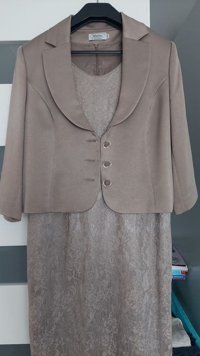 Sukienka z marynarką koronką 46