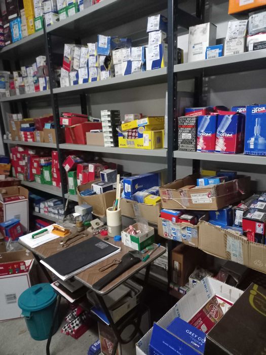 Peças para Automóveis em bom preço, encerramento da loja.