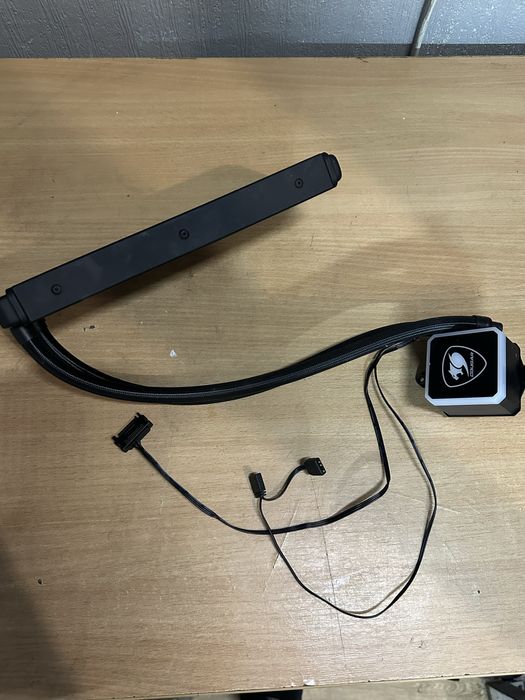 Продам водяне Охолодження процесора Cougar Aqua ARGB 280 2x140mm