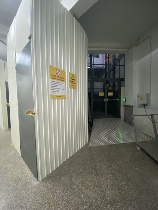 Boxs individuais de 1m3 a 30m2 Malveira