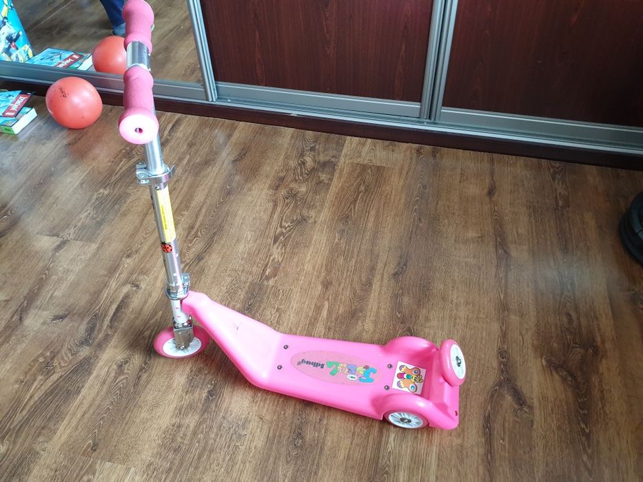 JD BUG hulajnoga trójkołowa