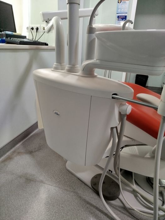 Cadeira de dentista Adec 200