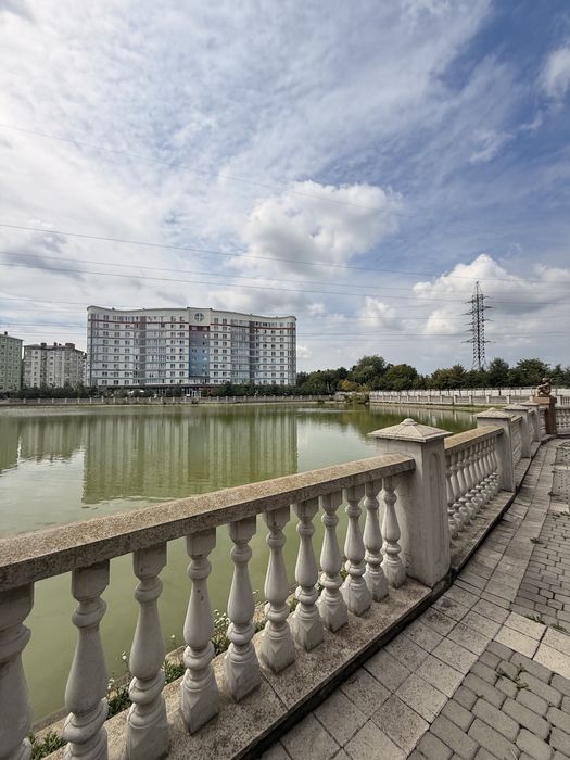 Квартира 3кім. в затишному ЖК з ремонтом та технікою