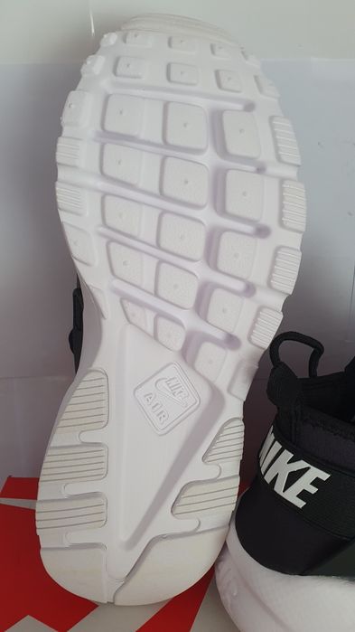Sneakersy nowe męskie czarne Nike Air Huarache Run Ultra rozmiar 44