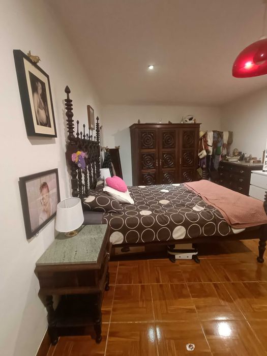 Mobília de Quarto em Madeira Maciça c/ Mármore – Venda em Separado ou Conjunto