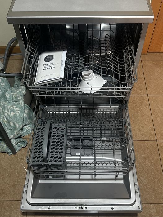 Máquina Lavar Loiça HISENSE HS622E10X