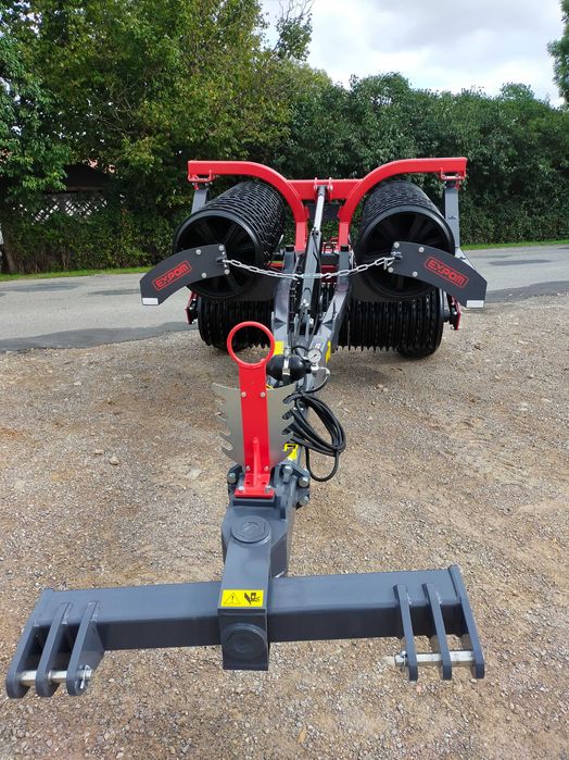 WAŁ POSIEWNY EXPOM TYTAN ciągany składany hydraulicznie Cambridge