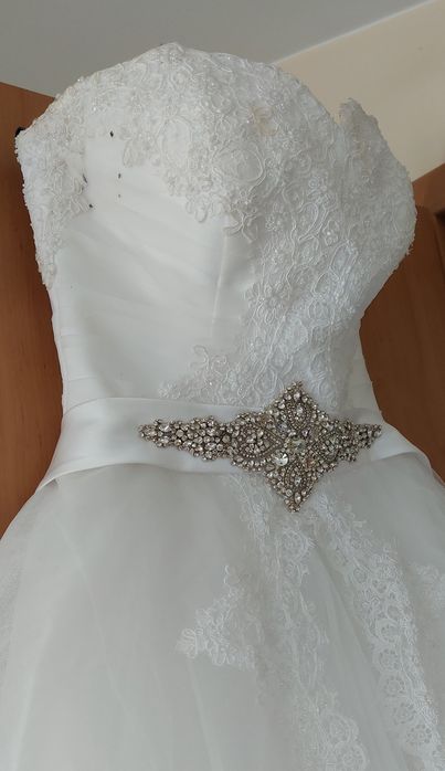 Suknia ślubna,  wzrost 172 cm (typowe M)