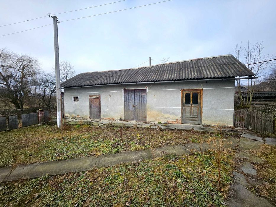 Будинок з ремонтом в хорошому стані за Галичем