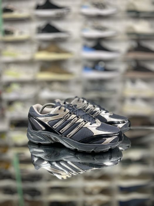 Кроссовки Adidas Temper Run 2  Размер 44