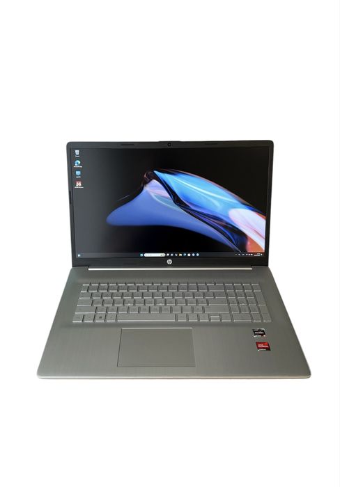 HP 17’3 AMD Ryzen 5 7520U/8gb ram/512gb ssd/Full HD IPS
