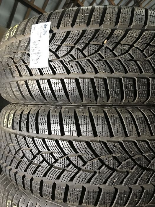 Як НОВІ  Шини б/у зима 215/60 16 Goodyaer ultra grip Perfomance
