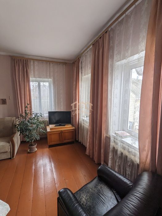 Продаж будинку на 7 сотках за 2 хвилини від лісу у Глевасі