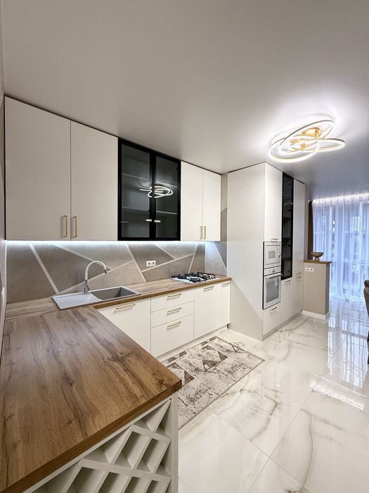 Продам Vip-пентхаус вул.Рівненська Без Комісії