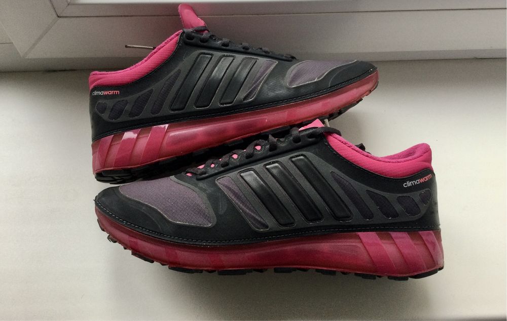 Жіночі кросівки на непогоду Adidas Climawarm на стопу 24,5 см
