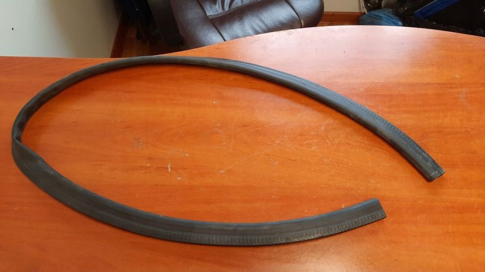 USZCZELKA ŚCIANY GRODZIOWEJ MERCEDES W213