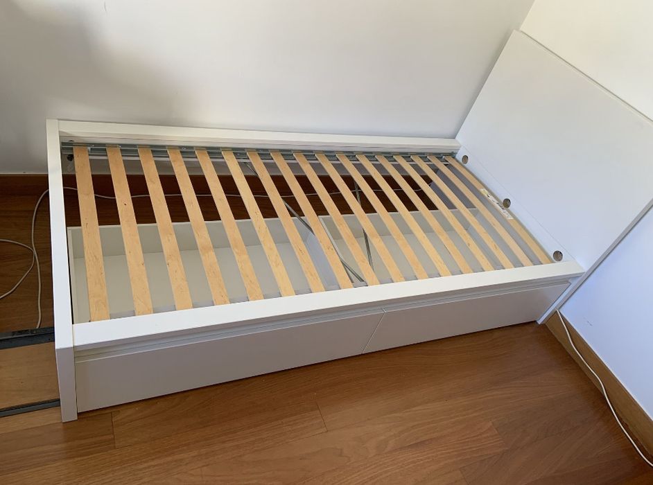 Cama + colchão Ikea / cama Malm + colchão Sultan
